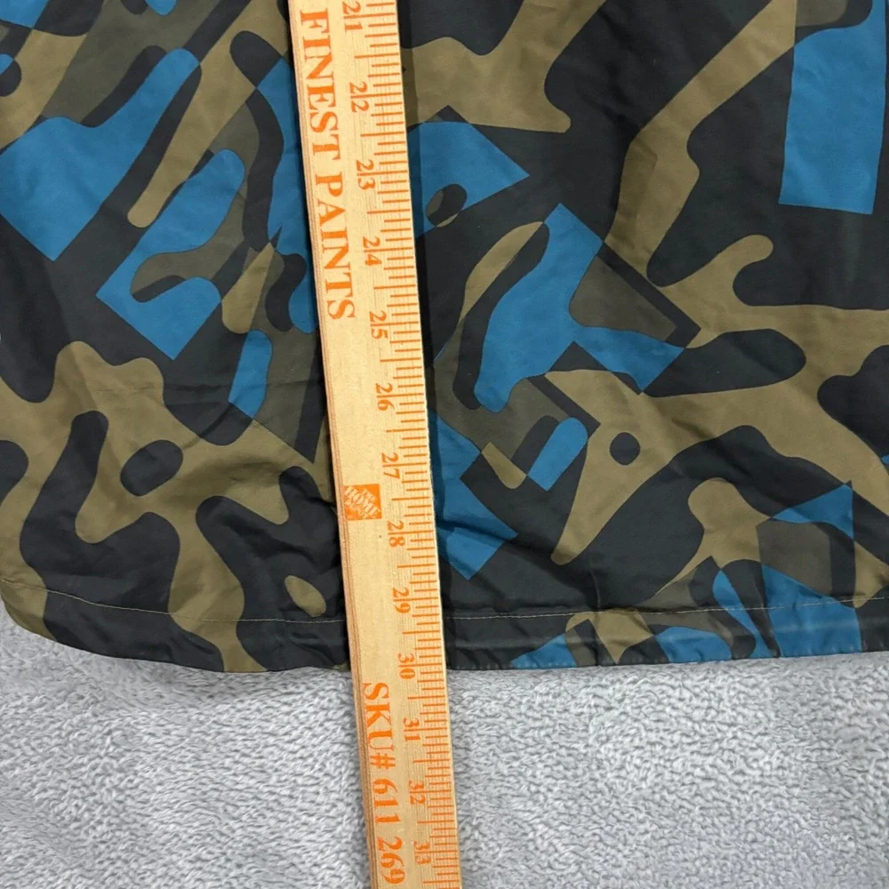 NIKE Running‎ Essentials Jacket Men M Green Blue Camo Reflective Print Hooded